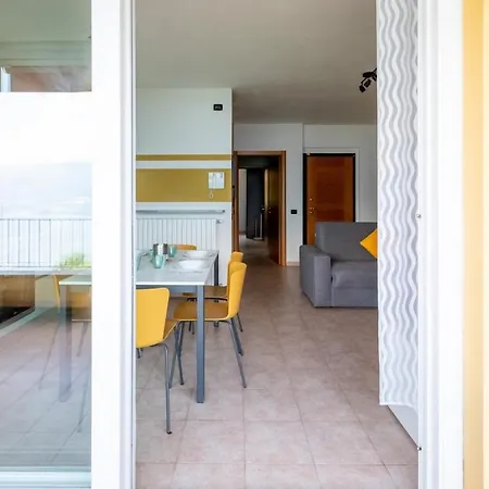Dream View By Design Apartament Bellano